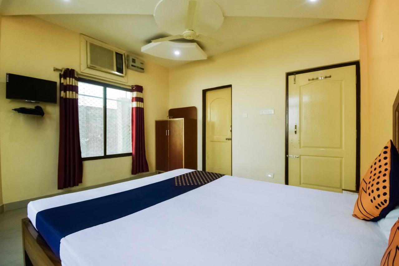 Spot On 74793 Hotel Sai Sudha Puri Exterior photo