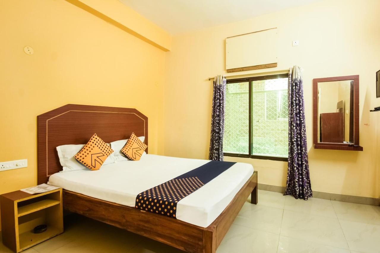 Spot On 74793 Hotel Sai Sudha Puri Exterior photo