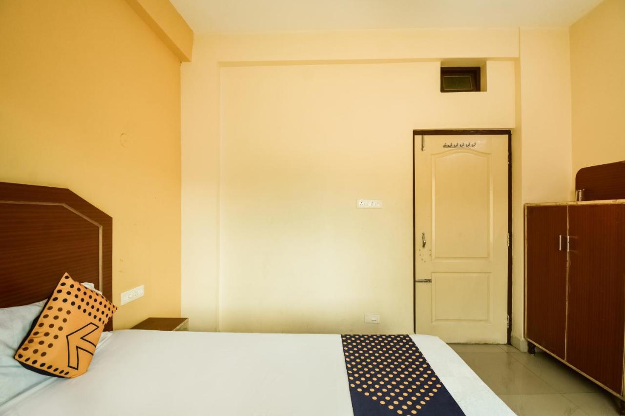 Spot On 74793 Hotel Sai Sudha Puri Exterior photo