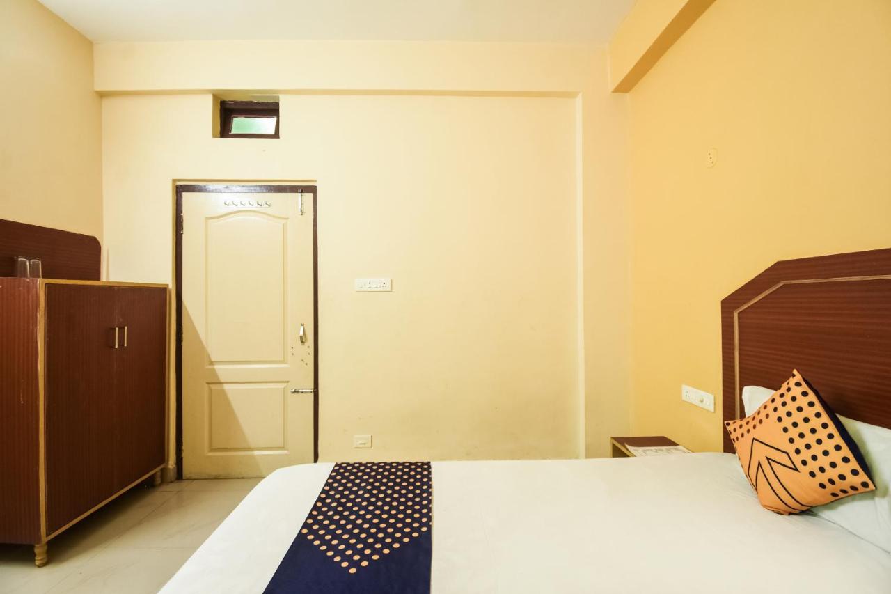 Spot On 74793 Hotel Sai Sudha Puri Exterior photo
